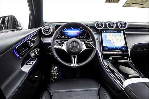 2025 Mercedes-Benz GLC 300 Base