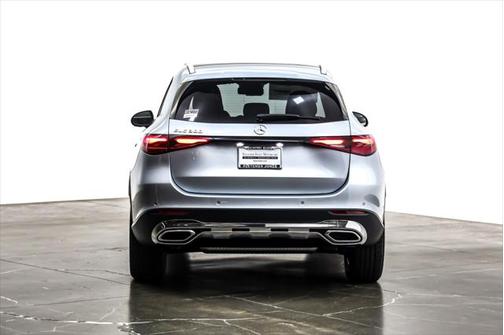 2025 Mercedes-Benz GLC 300 Base