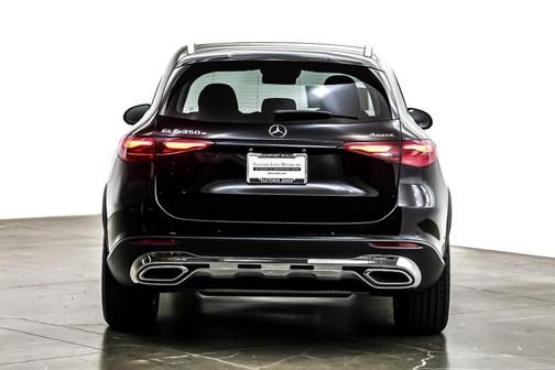 2025 Mercedes-Benz GLC 350e Base