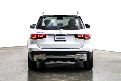 2023 Mercedes-Benz GLB 250 Base