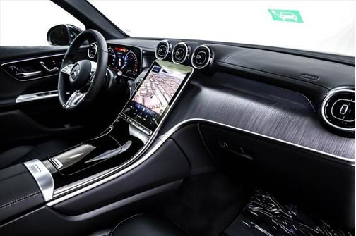 2025 Mercedes-Benz GLC 350e Base
