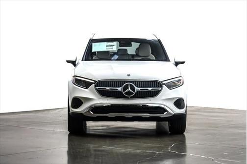 2025 Mercedes-Benz GLC 300 Base