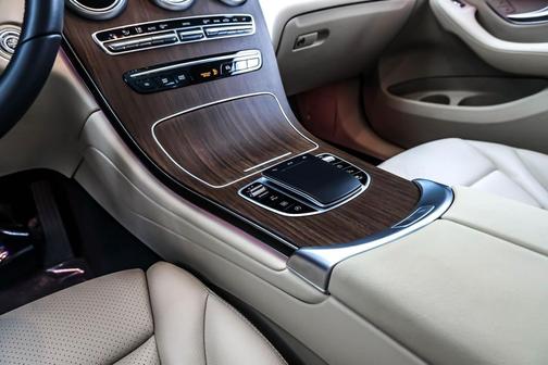 2022 Mercedes-Benz GLC 300 Base