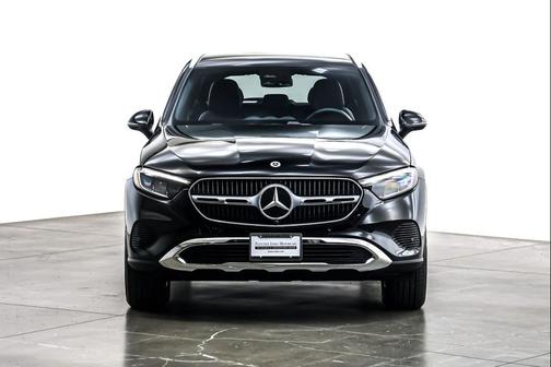 2025 Mercedes-Benz GLC 300 Base