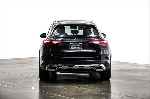 2025 Mercedes-Benz GLC 350e Base