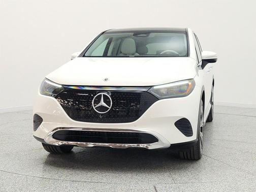 Polar White 2023 Mercedes-Benz EQE 350 4MATIC