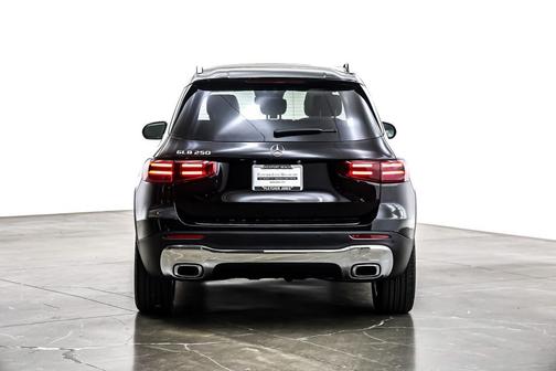 2025 Mercedes-Benz GLB 250 Base