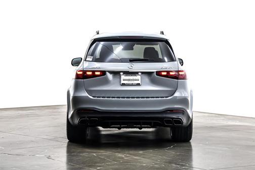 2026 Mercedes-Benz AMG GLS 63 Base