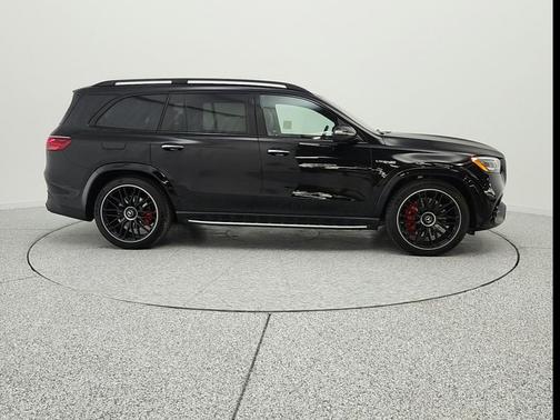 Obsidian Black Metallic 2026 Mercedes-Benz AMG GLS 63 Base