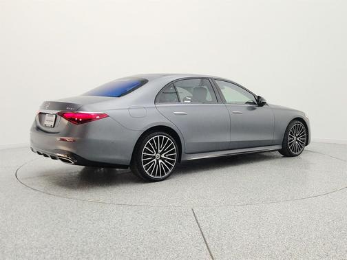MANUFAKTUR Selenite Gray Magno 2023 Mercedes-Benz S-Class 4MATIC