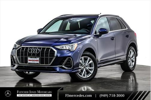 2022 Audi Q3 45 S line Premium