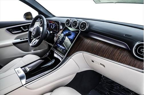 2025 Mercedes-Benz GLC 350e Base
