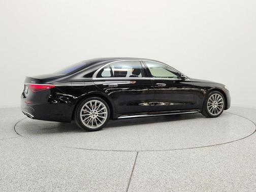 Black 2023 Mercedes-Benz S-Class 4MATIC