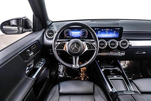 2025 Mercedes-Benz GLB 250 Base