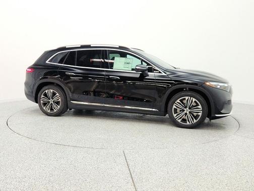 Black 2026 Mercedes-Benz EQS 400 EQS 400