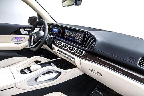 2026 Mercedes-Benz GLS 450 4MATIC
