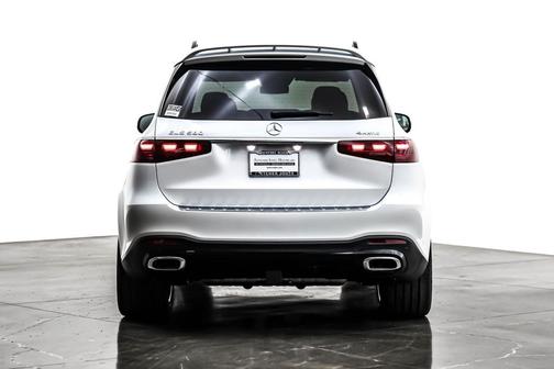 2026 Mercedes-Benz GLS 580 4MATIC
