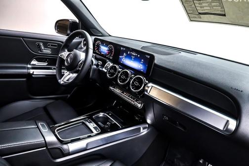 2026 Mercedes-Benz GLB 250 Base