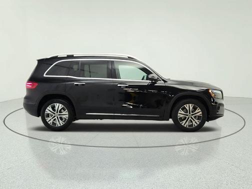 Night Black 2024 Mercedes-Benz GLB 250 Base