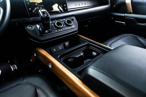 2024 Land Rover Defender X
