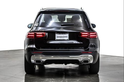 2025 Mercedes-Benz GLB 250 Base