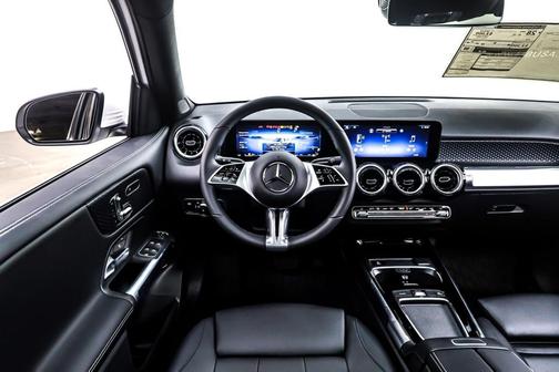 2025 Mercedes-Benz GLB 250 Base