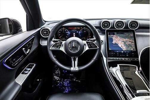2025 Mercedes-Benz GLC 350e Base