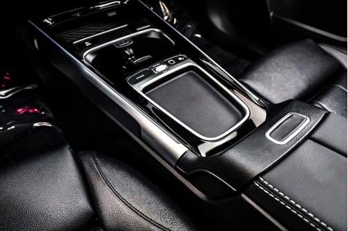 2025 Mercedes-Benz EQB 300 4MATIC