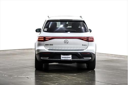 2025 Mercedes-Benz EQB 300 4MATIC