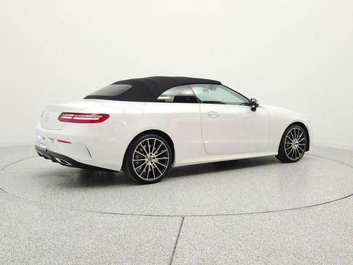 Moonlight White 2023 Mercedes-Benz E-Class E 450