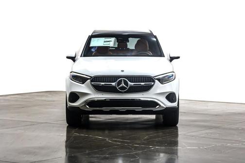 2026 Mercedes-Benz GLC 300 Base