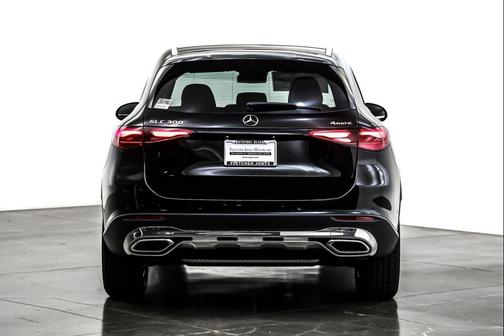 2026 Mercedes-Benz GLC 300 4MATIC