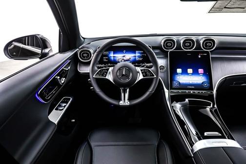 2026 Mercedes-Benz GLC 300 4MATIC