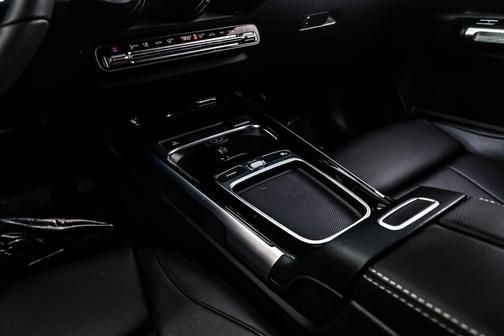 2025 Mercedes-Benz GLB 250 Base