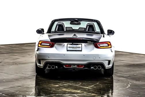 2020 FIAT 124 Spider Base