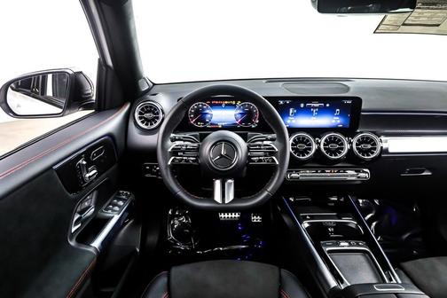 2026 Mercedes-Benz GLB 250 Base