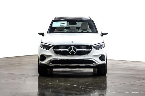 2026 Mercedes-Benz GLC 300 Base
