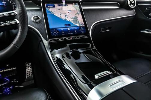 2025 Mercedes-Benz GLC 350e Base