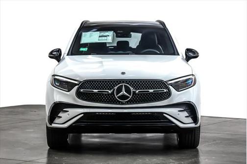 2025 Mercedes-Benz GLC 350e Base