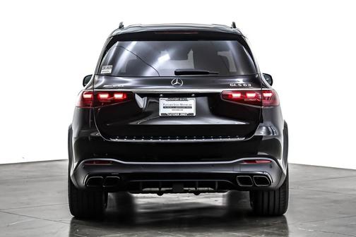 2026 Mercedes-Benz AMG GLS 63 Base
