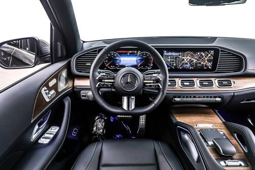 2025 Mercedes-Benz GLS 450 4MATIC