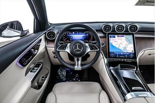 2025 Mercedes-Benz GLC 350e Base