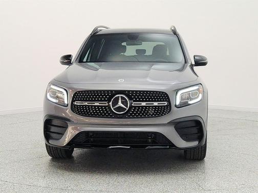 Mountain Grey Metallic 2022 Mercedes-Benz GLB 250 Base