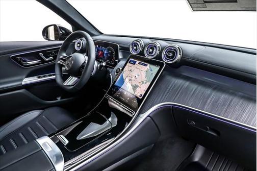 2025 Mercedes-Benz GLC 350e Base