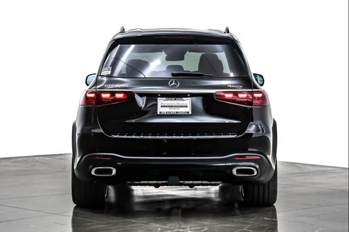 2026 Mercedes-Benz GLS 580 4MATIC