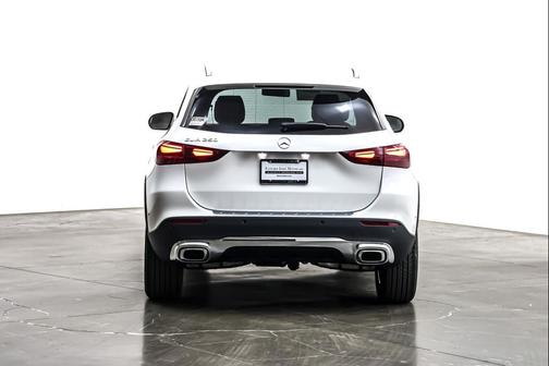 2026 Mercedes-Benz GLA 250 4MATIC