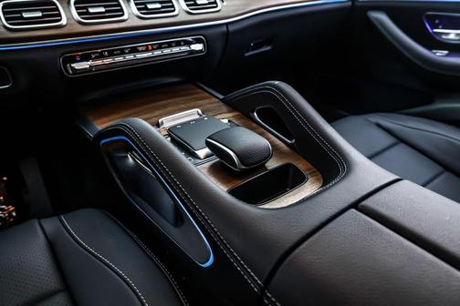 2026 Mercedes-Benz GLE 450e 4MATIC