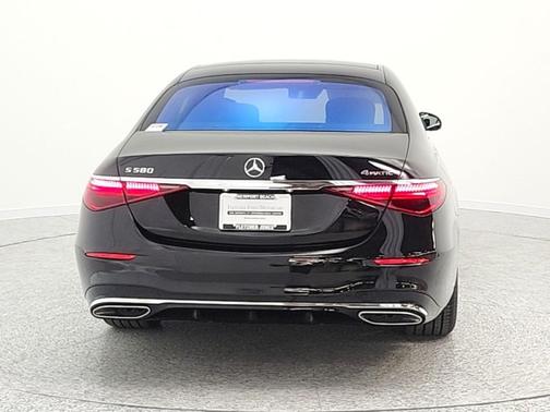 Obsidian Black Metallic 2026 Mercedes-Benz S-Class S 580 4MATIC