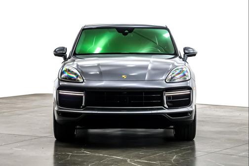 2022 Porsche Cayenne Turbo