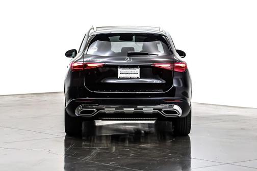 2026 Mercedes-Benz GLC 300 Base